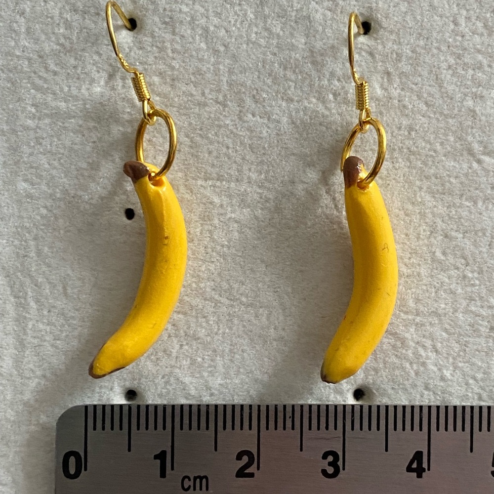 Banana-Shaped Gold Earrings